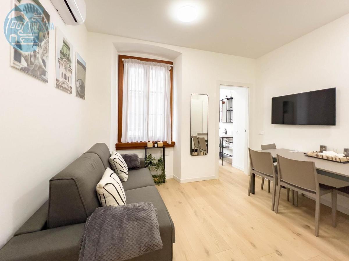 Piazza Della Borsa 3C Tirabora Short Rent Apartamento Trieste Exterior foto