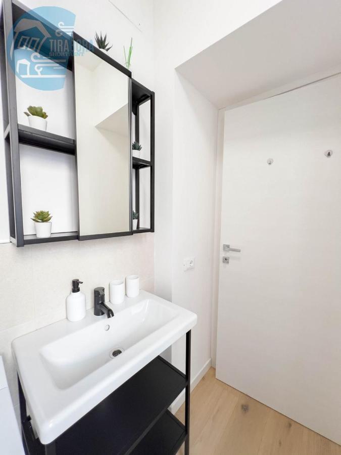 Piazza Della Borsa 3C Tirabora Short Rent Apartamento Trieste Exterior foto